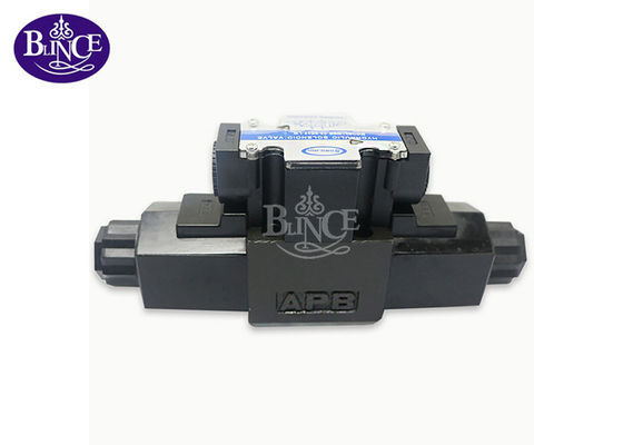  4 Way 2 Position Hydraulic Solenoid Valve 45 L/min Flow Electronic  Direction Changing